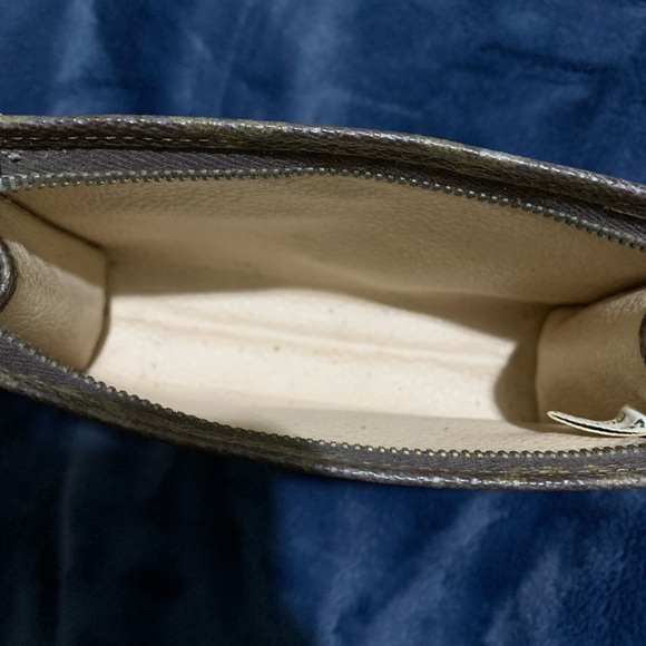 Vintage Louis Vuitton Toiletry 15 in Monogram - Picture 7 of 10